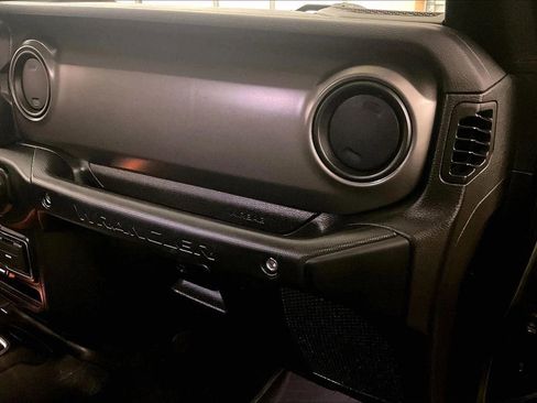 Used 2023 Jeep Wrangler Sport image 15