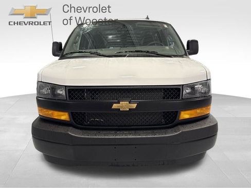 New 2025 Chevrolet Express 3500 Extended w/ Driver Convenience Package image 9