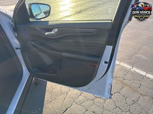 New 2026 Ford Escape SE FWD image 26