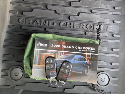 Used 2020 Jeep Grand Cherokee Laredo w/ Quick Order Package 2BN North image 20
