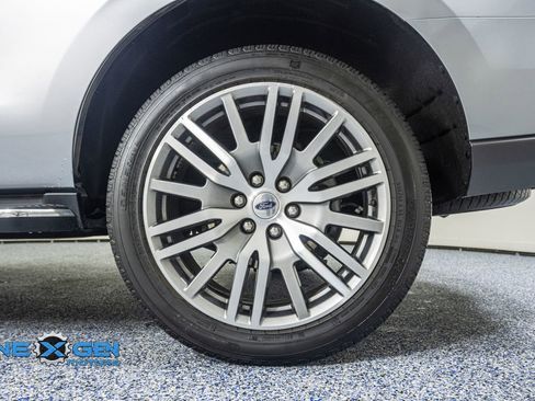 Used 2024 Ford Expedition XLT image 47