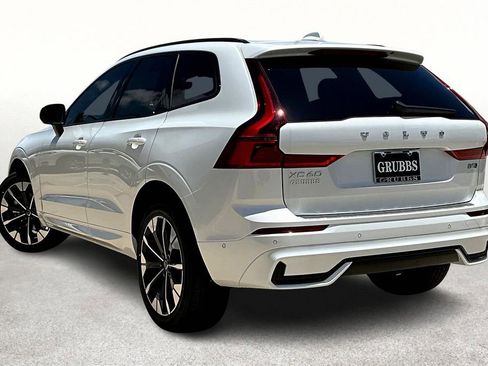 New 2026 Volvo XC60 B5 Plus w/ Protection Package Premier image 5