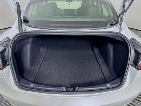 Used 2021 Tesla Model 3 Standard Range Plus image 39