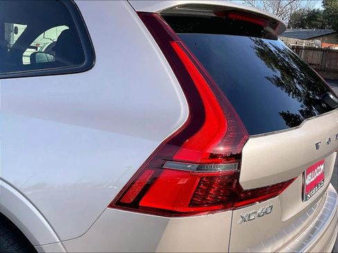 New 2026 Volvo XC60 B5 Plus w/ Protection Package Premier AWD/4WD image 25