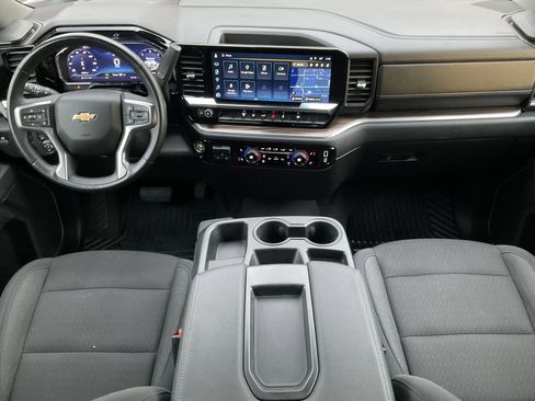 Used 2025 Chevrolet Silverado 3500 LT w/ Convenience Package image 23