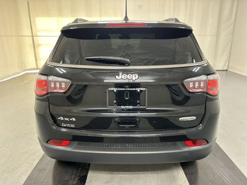 Used 2019 Jeep Compass Latitude w/ Popular Equipment Group image 18