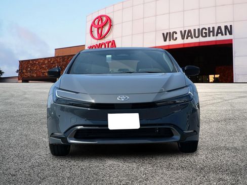 New 2026 Toyota Prius XLE FWD image 8