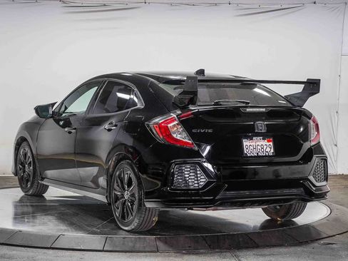 Used 2018 Honda Civic EX image 2