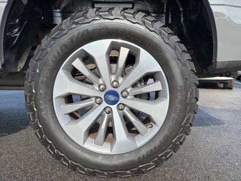 Used 2018 Ford F150 XL w/ Equipment Group 101A Mid AWD/4WD image 13