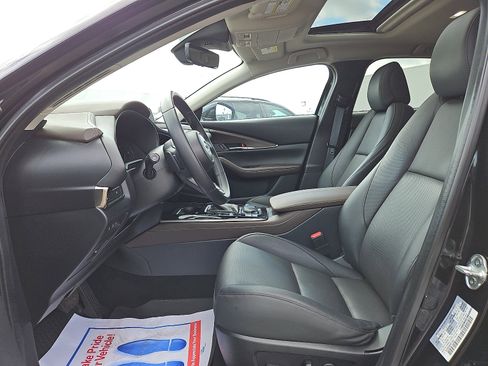 Used 2023 MAZDA CX-30 AWD 2.5 S w/ Premium Package image 13