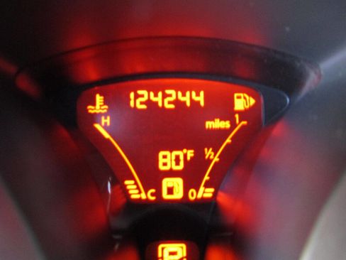 Used 2014 Nissan Juke SV w/ Navigation Package image 43