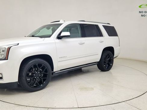 Used 2019 GMC Yukon Denali w/ Denali Ultimate Package AWD/4WD image 9