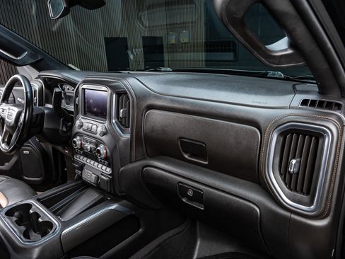 Used 2019 GMC Sierra 1500 AT4 w/ AT4 Premium Package AWD/4WD image 16