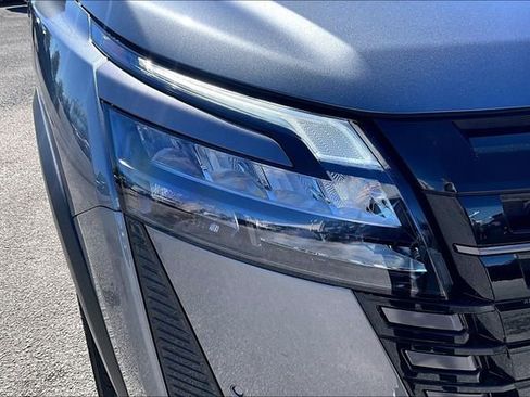 New 2026 Nissan Pathfinder SL image 16