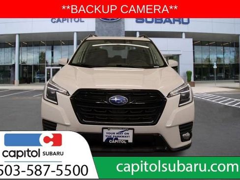 Used 2023 Subaru Forester Premium image 8