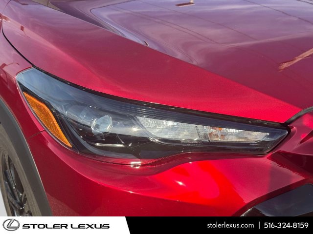 Used 2025 Toyota Corolla Cross AWD Hybrid w/ Moonroof Package image 13