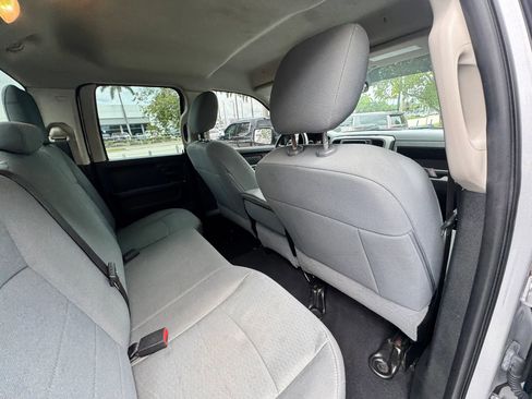 Used 2018 RAM 1500 Express w/ Express Value Package AWD/4WD image 21