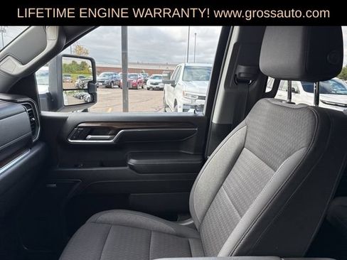 Used 2024 Chevrolet Silverado 1500 RST w/ Convenience Package II AWD/4WD image 8