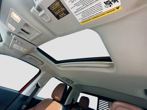 Used 2023 Ford Maverick Lariat w/ Lariat Luxury Package FWD image 22