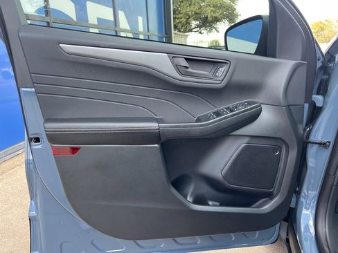 New 2026 Ford Escape Active image 12