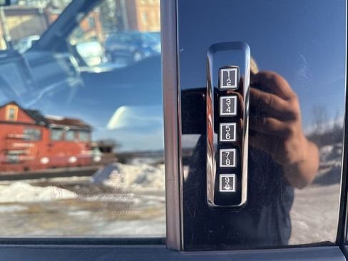 Used 2022 Ford F150 XLT w/ Equipment Group 302A High image 11