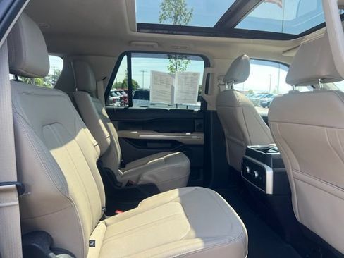 Used 2023 Ford Expedition Max Limited AWD/4WD image 13
