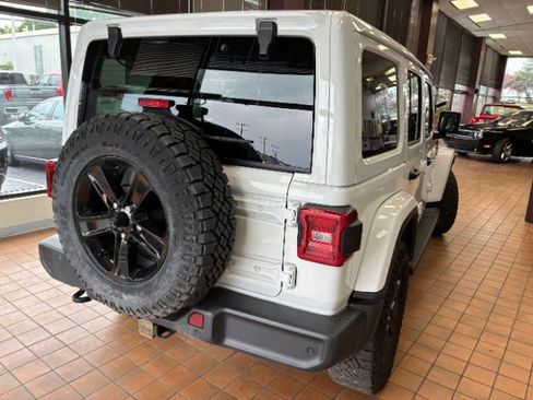 Used 2021 Jeep Wrangler Unlimited Sahara image 28