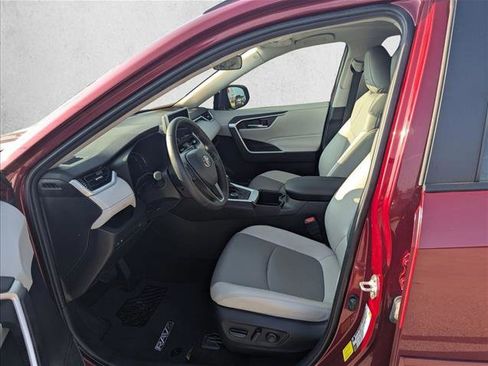 Certified 2024 Toyota RAV4 XLE Premium image 10