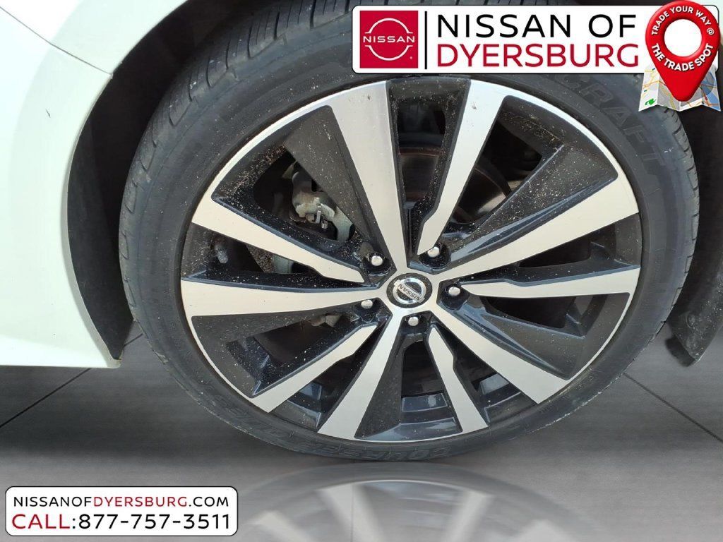 Used 2019 Nissan Altima 2.5 SR FWD image 8