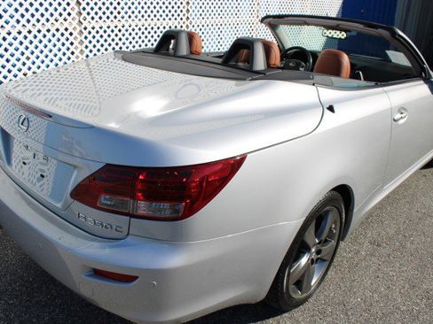 Used 2011 Lexus IS 350C w/ Luxury Pkg image 5