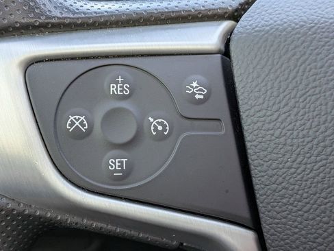 Used 2023 GMC Terrain SLE w/ Driver Convenience Package image 26