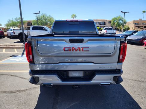 Used 2023 GMC Sierra 1500 Denali w/ Technology Package AWD/4WD image 4