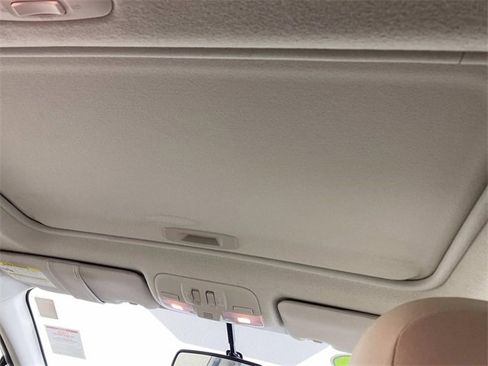 Used 2015 Subaru Crosstrek 2.0i Premium w/ Moonroof Package image 13