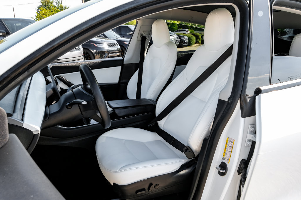 Used 2020 Tesla Model Y Long Range AWD/4WD image 24