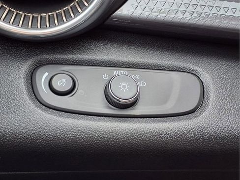 New 2026 Chevrolet Trax ACTIV w/ Driver Confidence Package FWD image 10