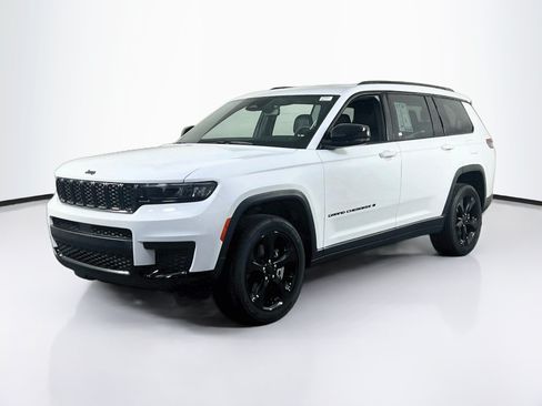 Used 2023 Jeep Grand Cherokee L Laredo AWD/4WD image 1