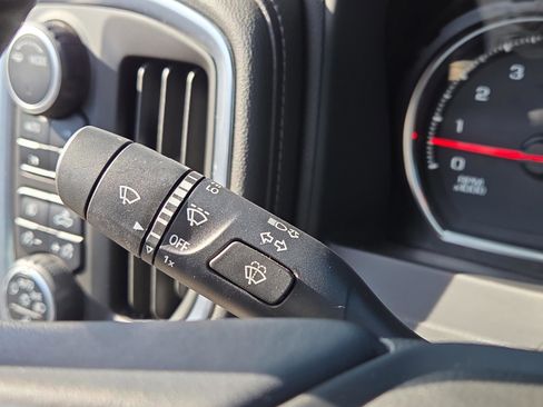 Used 2022 Chevrolet Silverado 2500 LTZ w/ LTZ Plus Package image 15