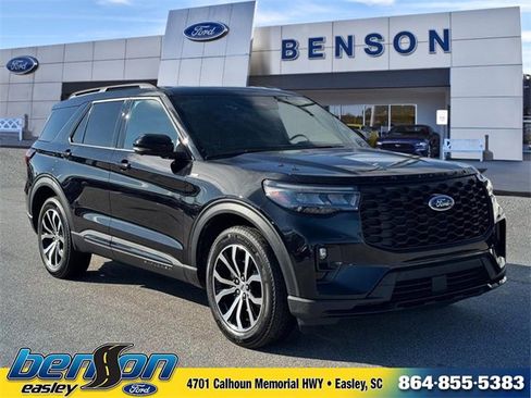 Used 2025 Ford Explorer ST-Line image 1