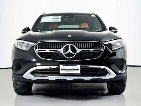 New 2026 Mercedes-Benz GLC 300 image 2