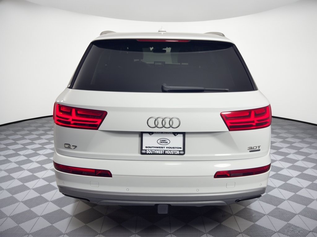 Used 2018 Audi Q7 3.0T Prestige w/ Prestige Package AWD/4WD image 11