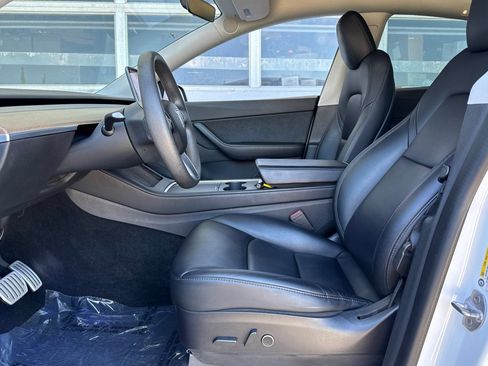 Used 2022 Tesla Model Y Performance AWD/4WD image 10