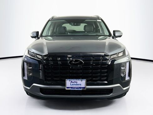 Used 2023 Hyundai Palisade Limited w/ Cargo Package AWD/4WD image 2