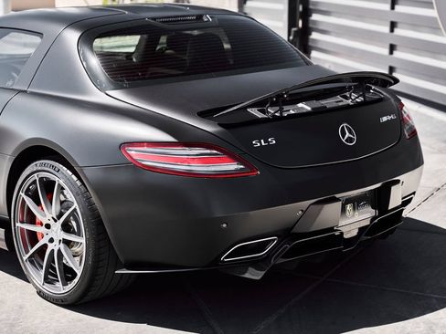 Used 2012 Mercedes-Benz SLS AMG Coupe image 15