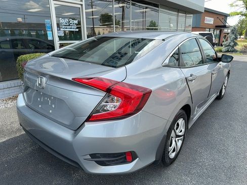 Used 2018 Honda Civic LX image 3