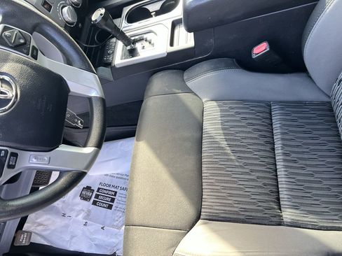 Used 2017 Toyota Tundra SR5 w/ TRD Off Road Package image 16