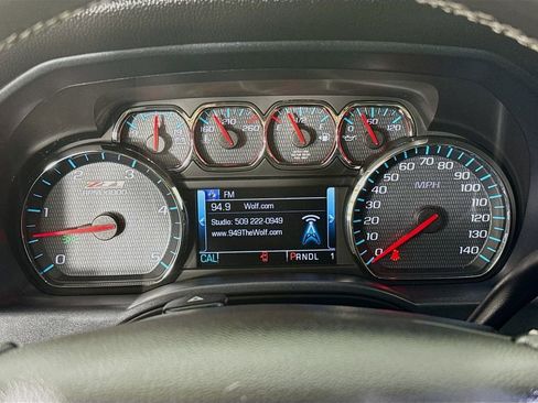 Used 2018 Chevrolet Silverado 2500 LT w/ LT Convenience Package image 12