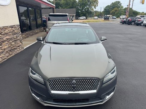 Used 2017 Lincoln MKZ Reserve image 8