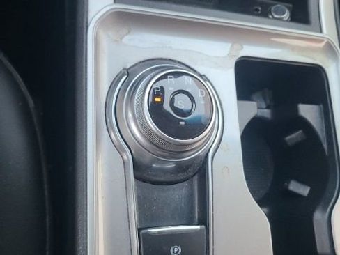 Used 2024 Ford Edge SEL image 26