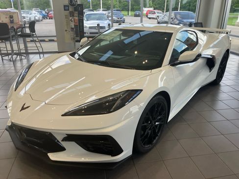 New 2026 Chevrolet Corvette Stingray Coupe w/ Z51 Performance Package RWD image 3