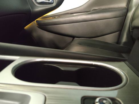 Used 2018 Nissan Murano Platinum image 26